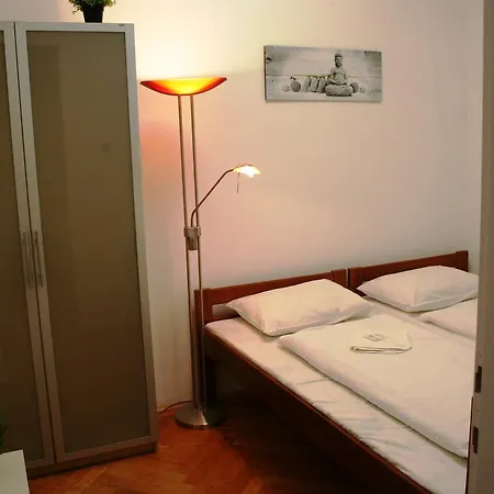 Hostel Walking Bed Lonyay Budapest